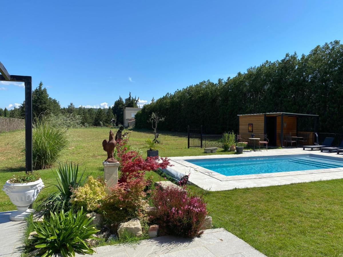 Le Galinie Chic'Art. Un Bel Atelier Avec Piscine Villa Carpentras Exterior photo